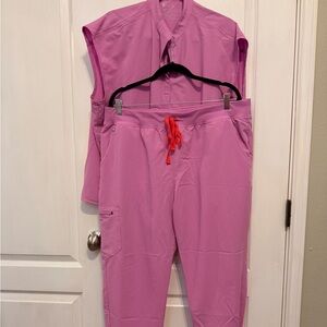 Figs Scrub Top and Jogger Set